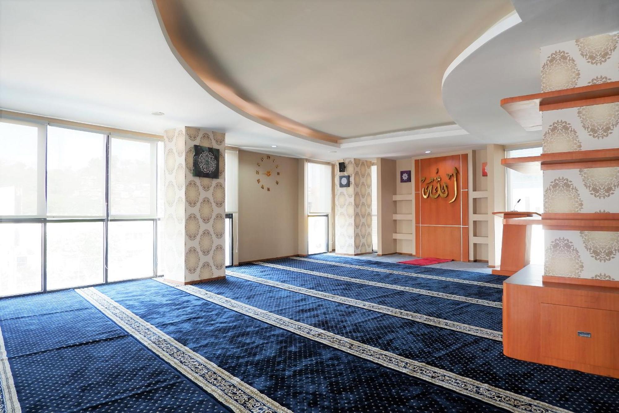 Aston Inn Pandanaran Semarang Exterior foto